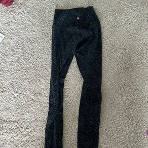 Lululemon leggings